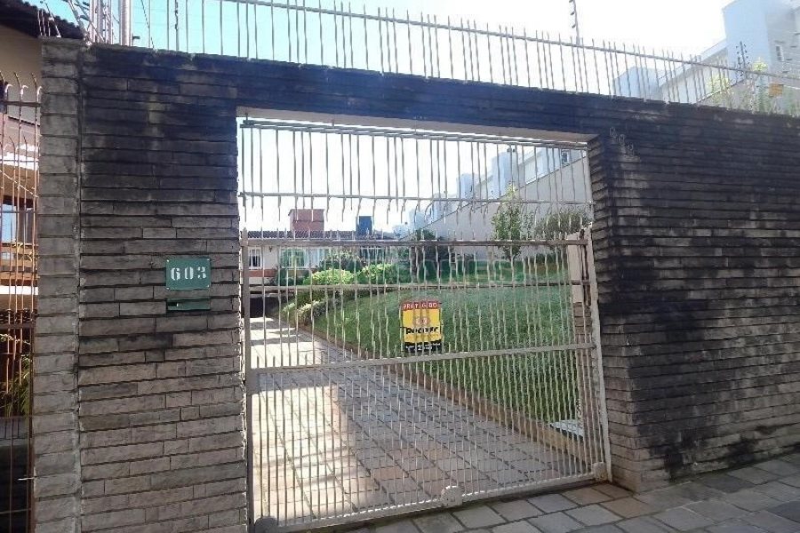 Casa com 445m², 5 dormitórios, no bairro Lourdes em Caxias do Sul para Alugar
