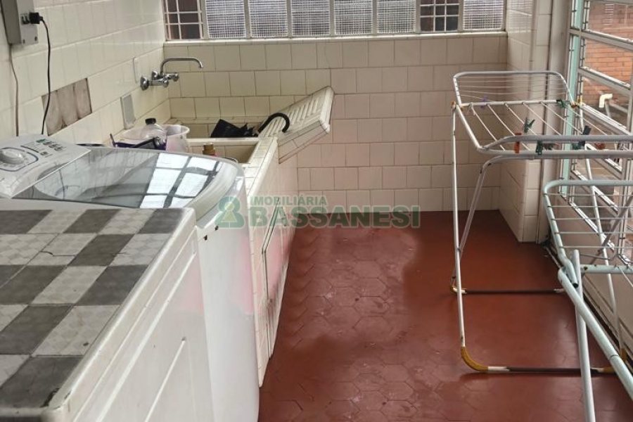 Casa com 445m², 5 dormitórios, no bairro Lourdes em Caxias do Sul para Alugar