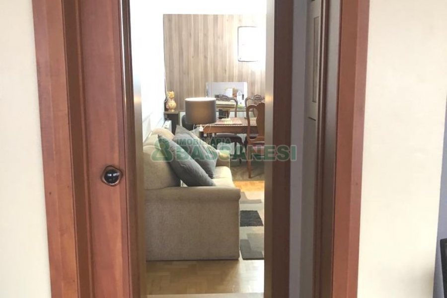 Casa com 445m², 5 dormitórios, no bairro Lourdes em Caxias do Sul para Alugar