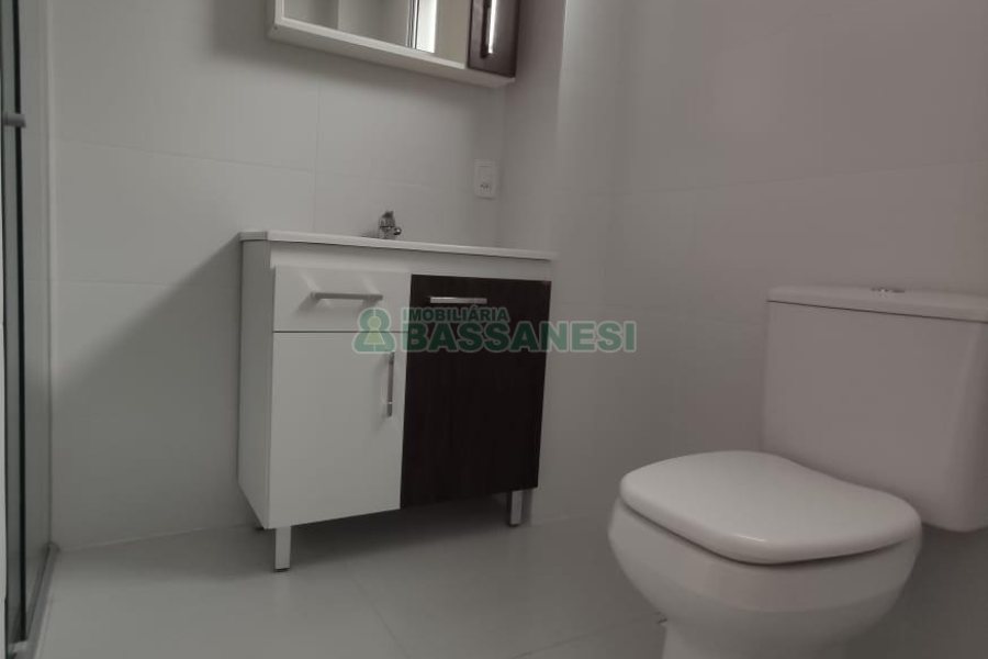 Apartamento com 107m², 2 dormitórios, 2 vagas, no bairro Marechal Floriano em Caxias do Sul para Comprar