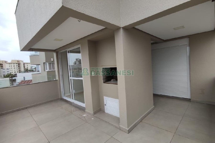 Apartamento com 107m², 2 dormitórios, 2 vagas, no bairro Marechal Floriano em Caxias do Sul para Comprar