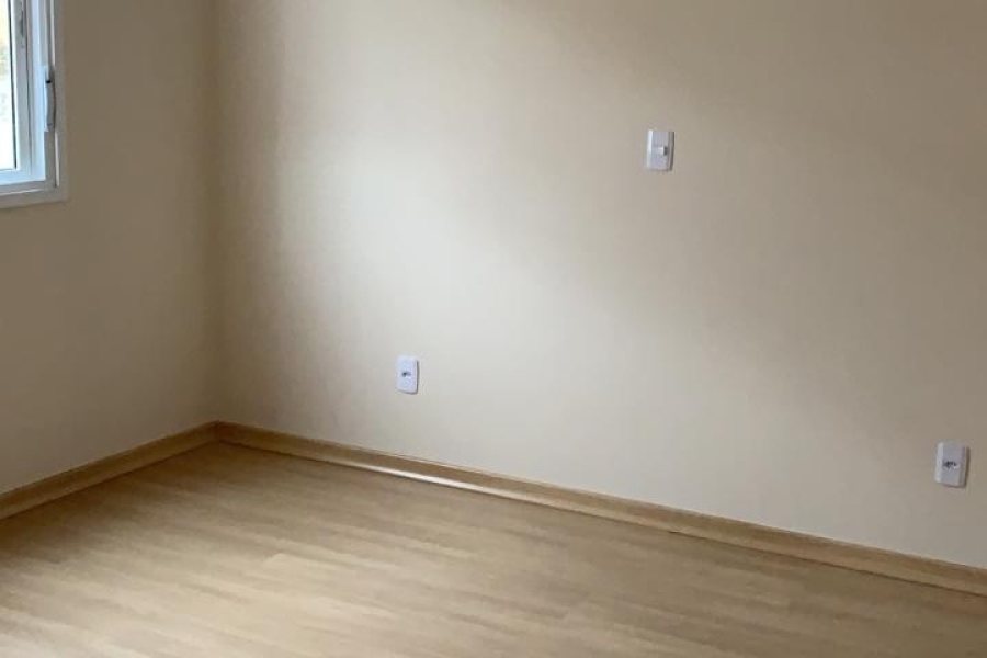 Apartamento com 71m², 2 dormitórios, 1 vaga, no bairro Salgado Filho em Caxias do Sul para Comprar