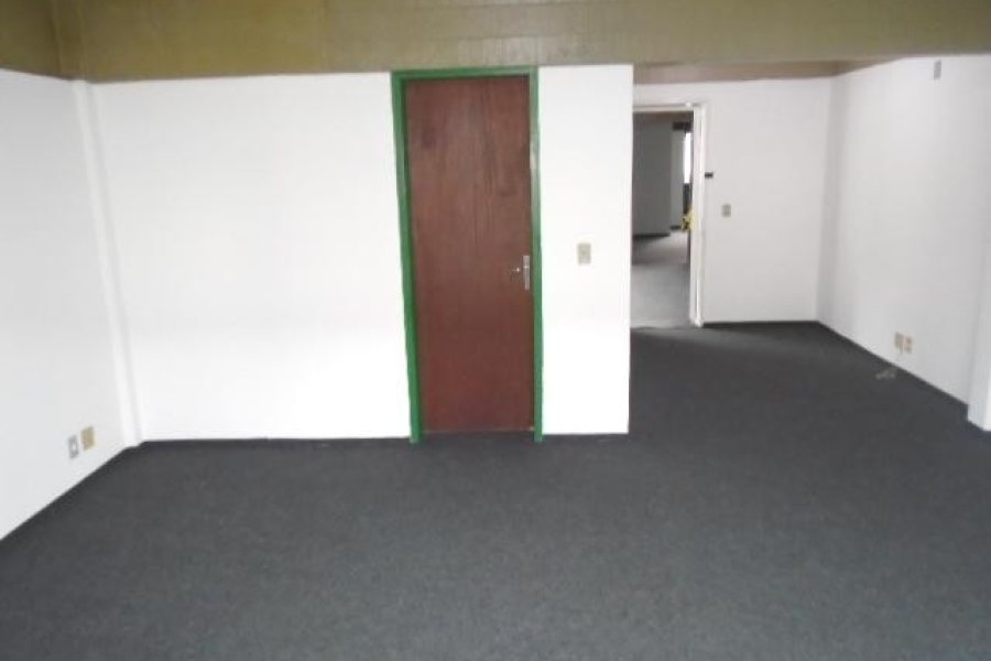 Sala com 40m², no bairro Centro em Caxias do Sul para Alugar