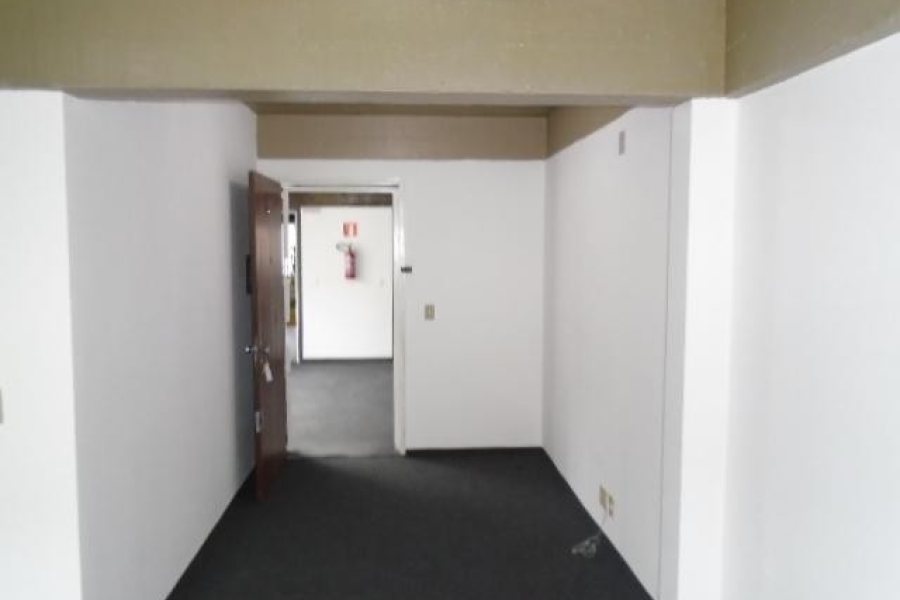 Sala com 40m², no bairro Centro em Caxias do Sul para Alugar