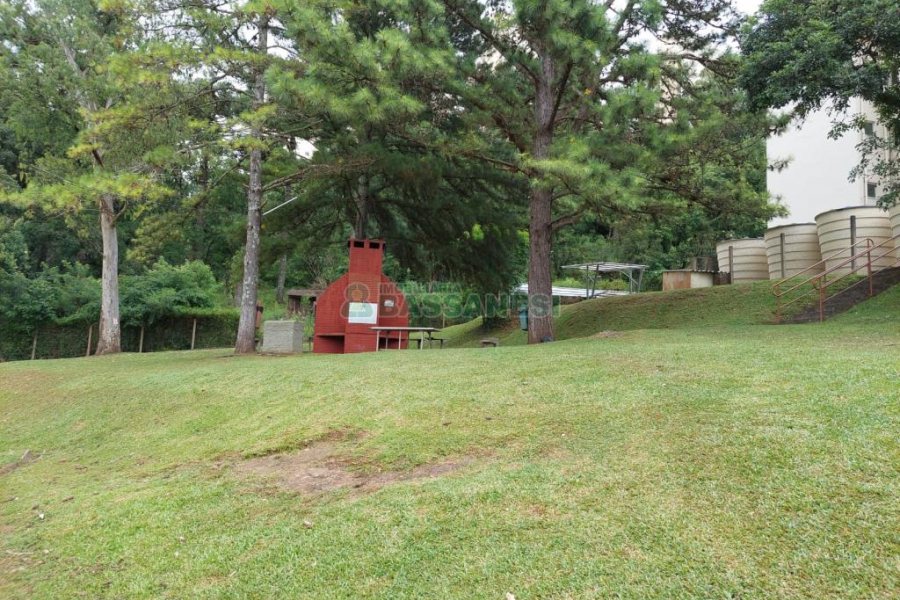 Apto Mobiliado com 38m², 2 dormitórios, no bairro Diamantino em Caxias do Sul para Comprar