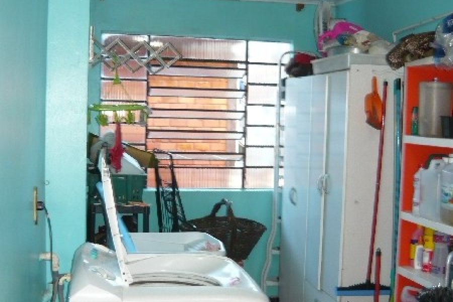 Casa com 180m², 3 dormitórios, 1 vaga, no bairro Esplanada em Caxias do Sul para Comprar