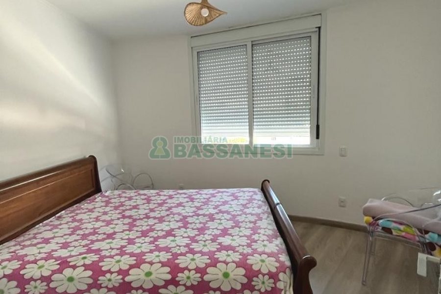 Apto Mobiliado com 137m², 3 dormitórios, 2 vagas, no bairro Centro em Caxias do Sul para Alugar