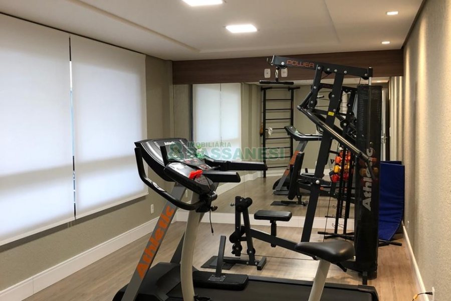 Apartamento com 284m², 3 dormitórios, 2 vagas, no bairro Vila Horn em Caxias do Sul para Comprar