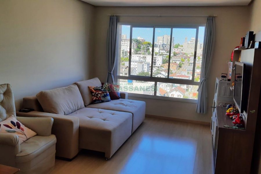 Apartamento com 72m², 2 dormitórios, 1 vaga, no bairro Rio Branco em Caxias do Sul para Comprar