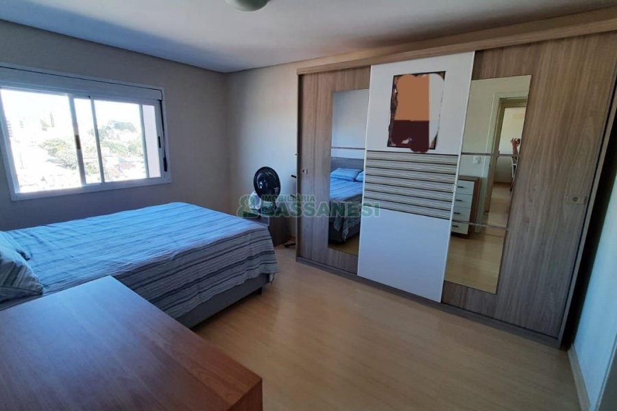 Apartamento com 72m², 2 dormitórios, 1 vaga, no bairro Rio Branco em Caxias do Sul para Comprar