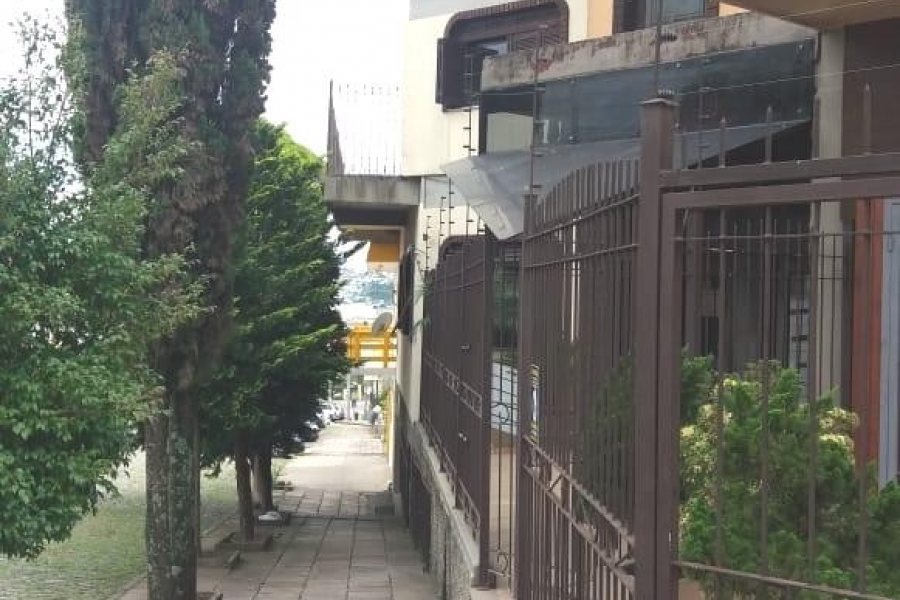 Loja com 526m², no bairro Santa Catarina em Caxias do Sul para Comprar