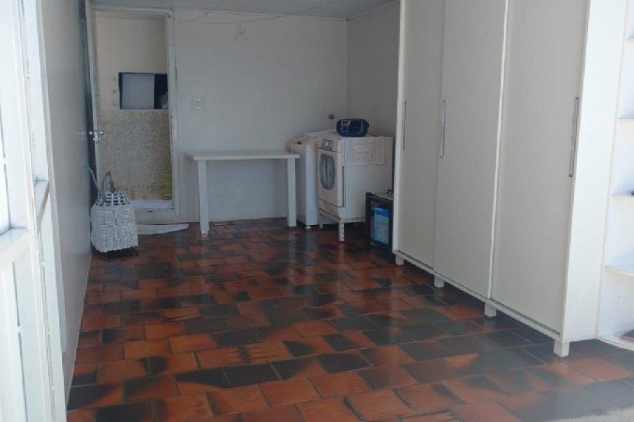 Casa com 100m², 3 dormitórios, no bairro Centro em São Marcos para Comprar