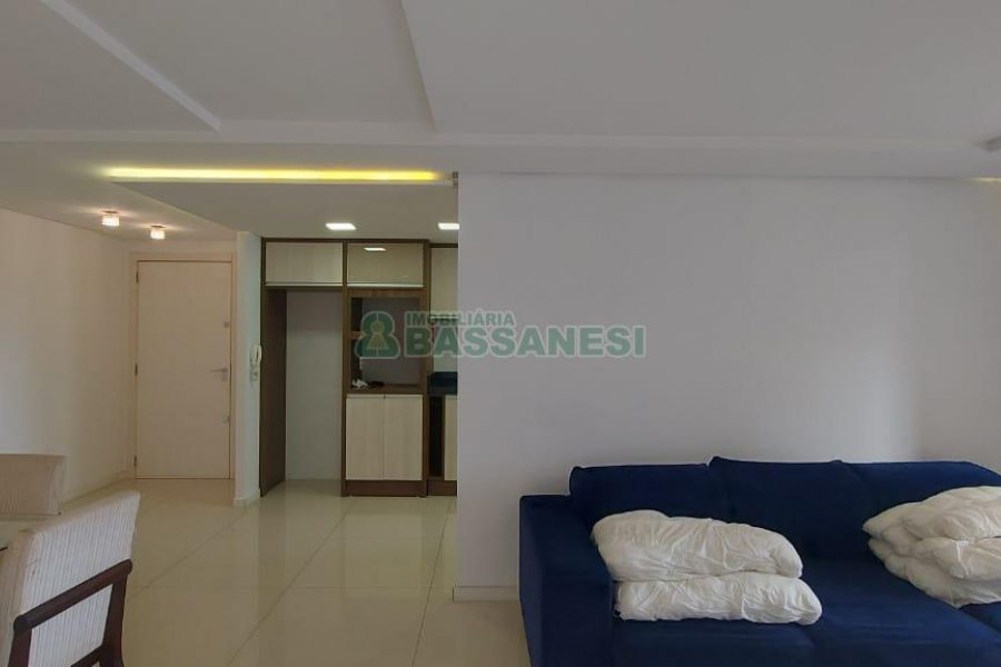 Apto Mobiliado com 122m², 3 dormitórios, 2 vagas, no bairro Panazzolo em Caxias do Sul para Alugar