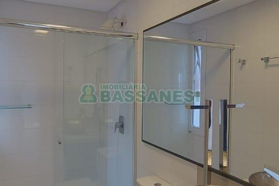 Apto Mobiliado com 122m², 3 dormitórios, 2 vagas, no bairro Panazzolo em Caxias do Sul para Alugar