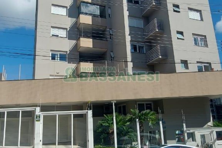 Apto Mobiliado com 122m², 3 dormitórios, 2 vagas, no bairro Panazzolo em Caxias do Sul para Alugar