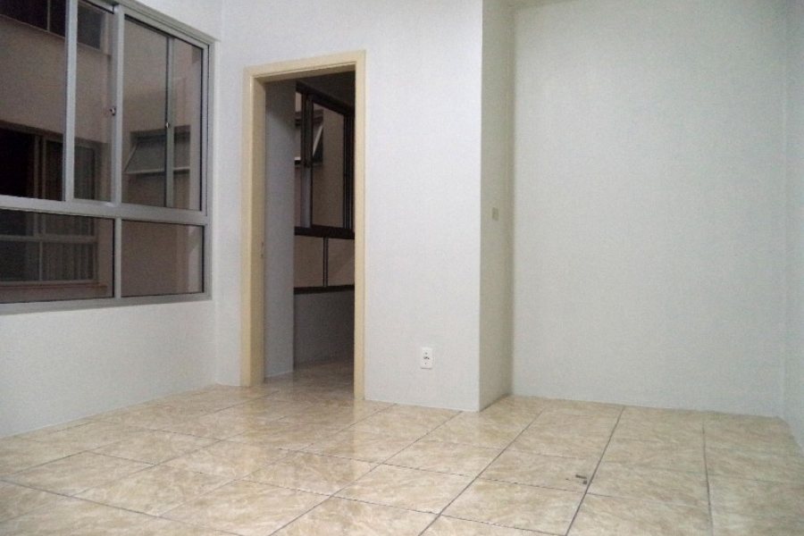 Sala com 41m², no bairro Centro em Caxias do Sul para Alugar