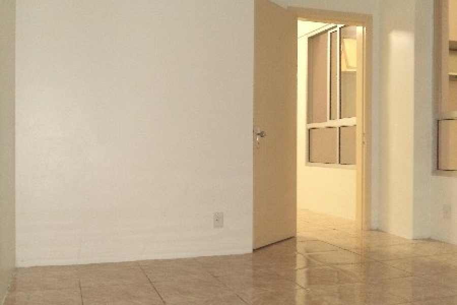 Sala com 41m², no bairro Centro em Caxias do Sul para Alugar