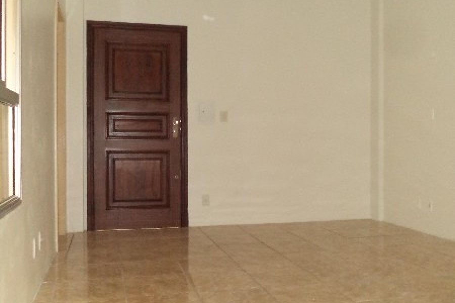 Sala com 41m², no bairro Centro em Caxias do Sul para Alugar