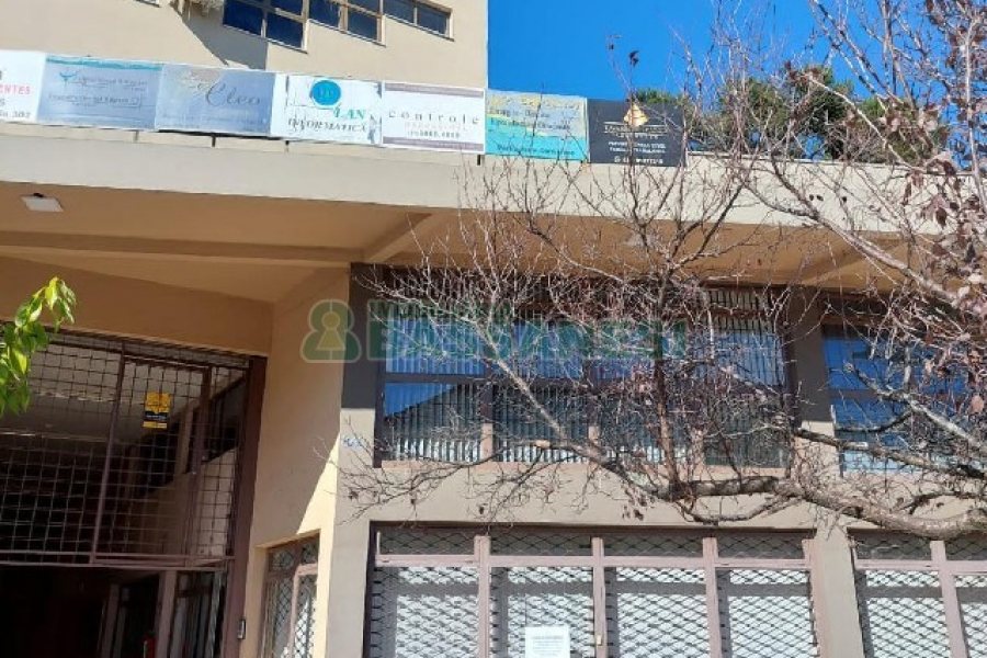 Loja com 164m², 1 vaga, no bairro Rio Branco em Caxias do Sul para Alugar