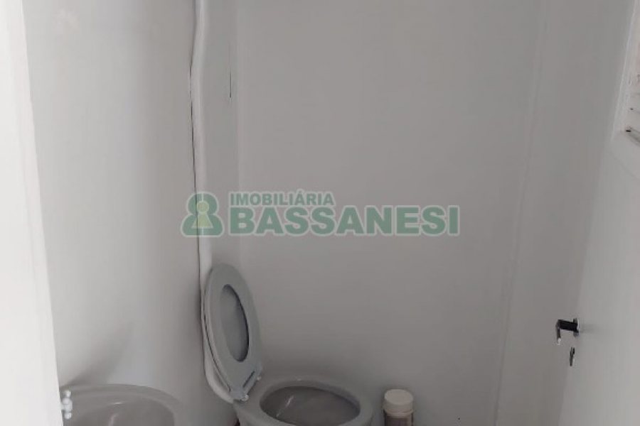 Loja com 164m², 1 vaga, no bairro Rio Branco em Caxias do Sul para Alugar