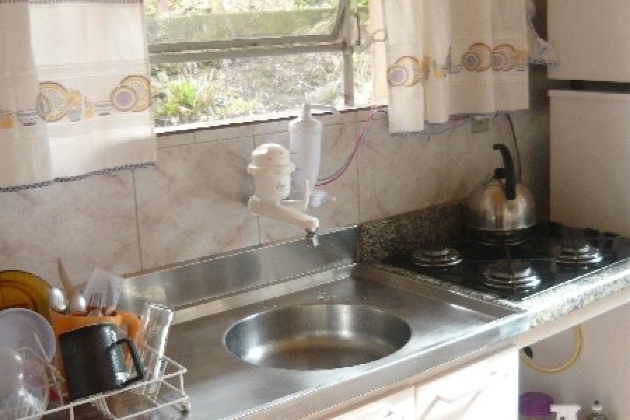 Casa com 106m², 3 dormitórios, 1 vaga, no bairro Planalto em Caxias do Sul para Comprar