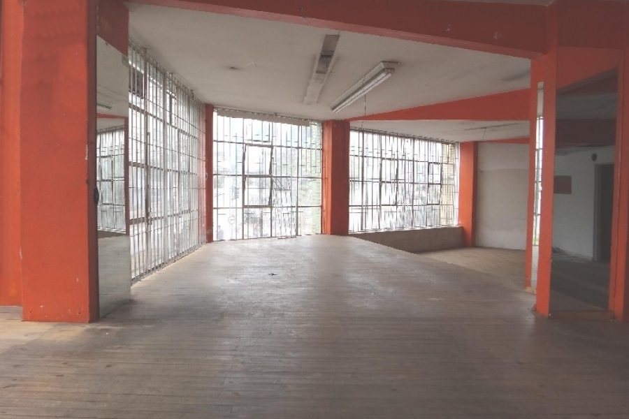 Loja com 176m², no bairro São Pelegrino em Caxias do Sul para Alugar