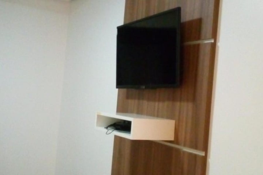 Casa com 220m², 3 dormitórios, 2 vagas, no bairro São Luiz em Caxias do Sul para Comprar