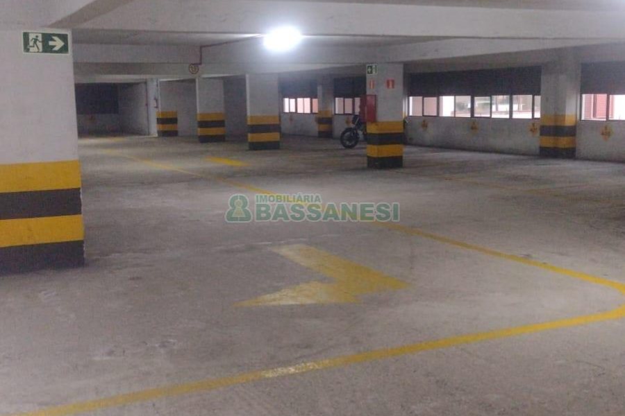Box com 12m², no bairro Centro em Caxias do Sul para Comprar