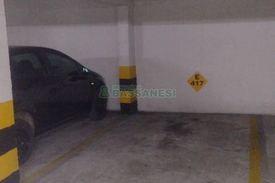 Box com 12m², no bairro Centro em Caxias do Sul para Comprar