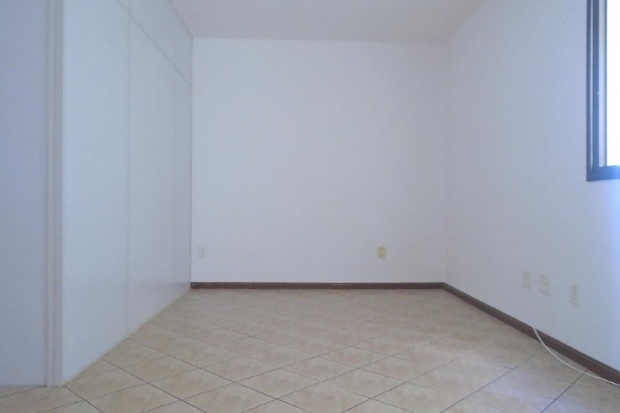 Apartamento com 39m², 1 dormitório, no bairro São Pelegrino em Caxias do Sul para Alugar