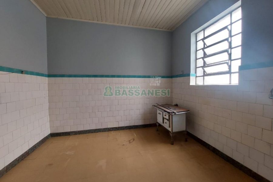 Apartamento com 70m², 2 dormitórios, no bairro São Pelegrino em Caxias do Sul para Alugar