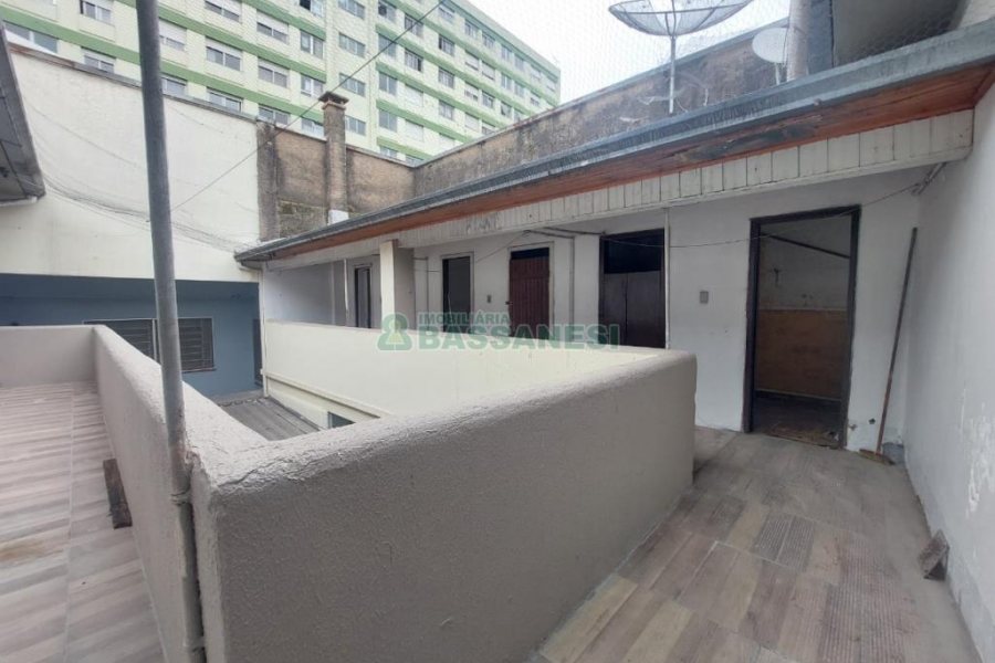 Apartamento com 70m², 2 dormitórios, no bairro São Pelegrino em Caxias do Sul para Alugar