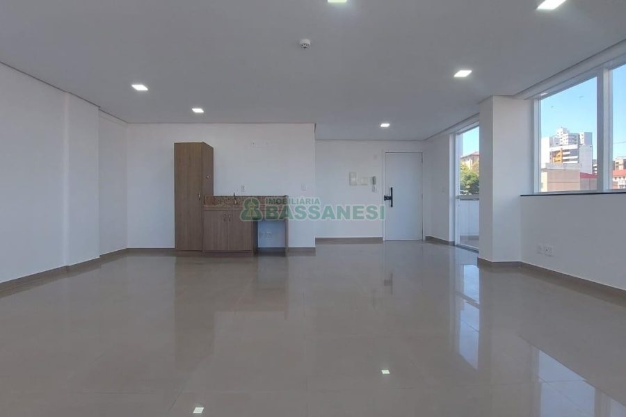 Sala com 41m², 1 vaga, no bairro Centro em Caxias do Sul para Comprar