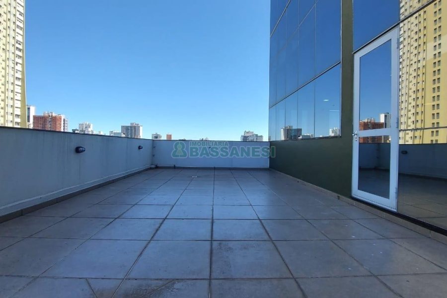 Sala com 41m², 1 vaga, no bairro Centro em Caxias do Sul para Comprar