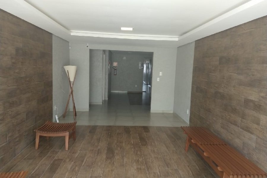 Kitinete com 32m², 1 dormitório, no bairro Petrópolis em Caxias do Sul para Alugar