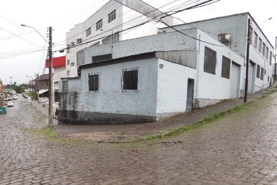 Loja com 56m², no bairro Sagrada Família em Caxias do Sul para Alugar