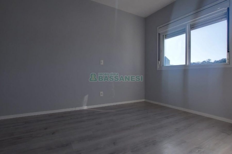 Apartamento com 65m², 2 dormitórios, 1 vaga, no bairro Lourdes em Caxias do Sul para Alugar