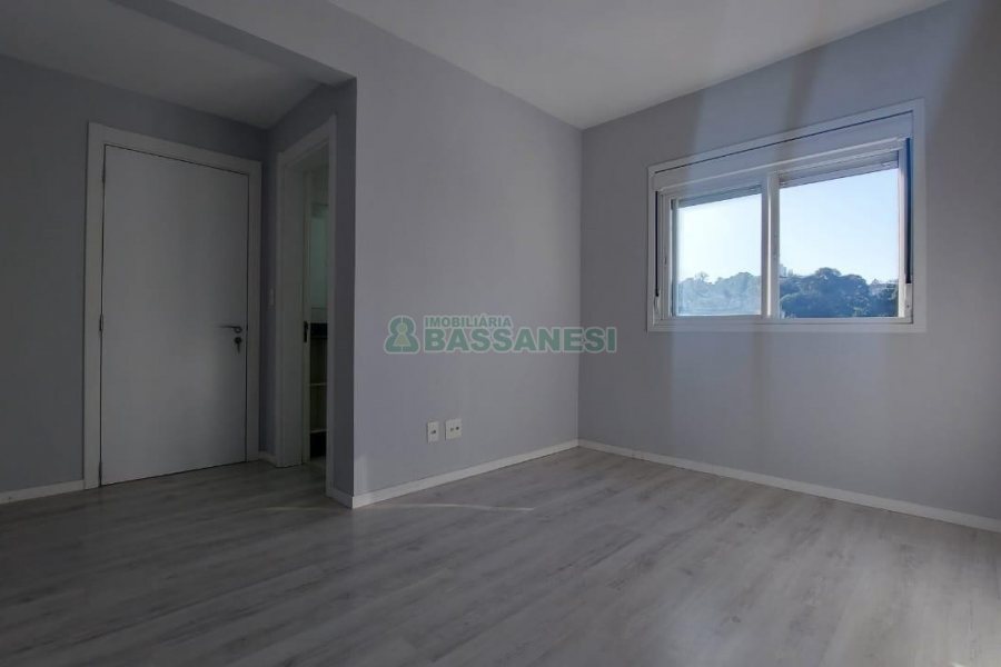 Apartamento com 65m², 2 dormitórios, 1 vaga, no bairro Lourdes em Caxias do Sul para Alugar