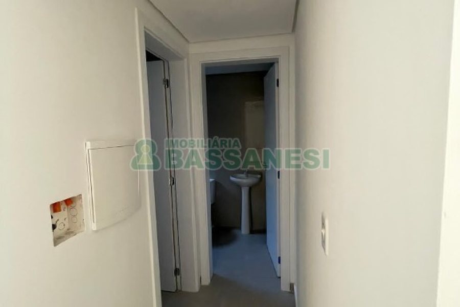 Loja com 128m², 2 vagas, no bairro São Pelegrino em Caxias do Sul para Alugar ou Comprar