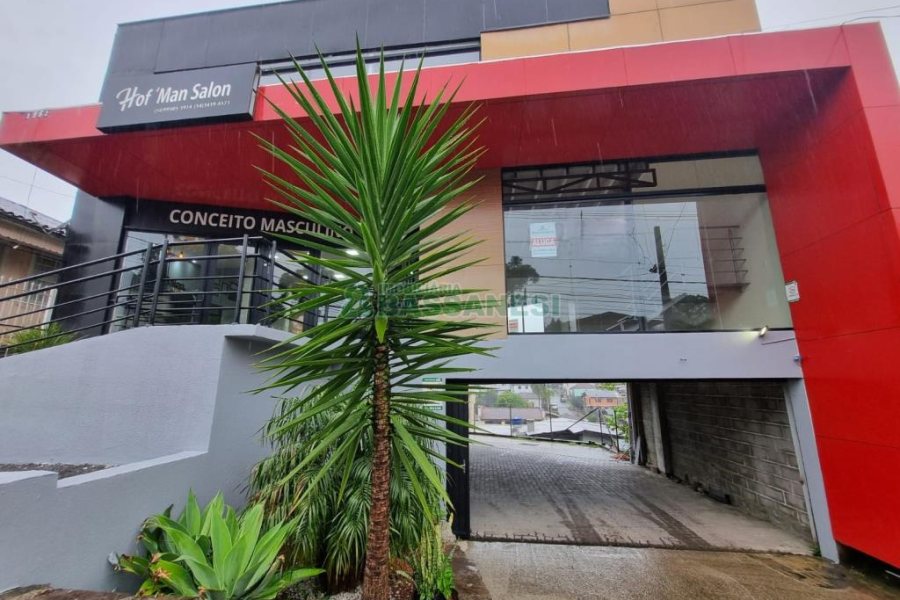 Loja com 98m², 3 vagas, no bairro Bela Vista em Caxias do Sul para Alugar