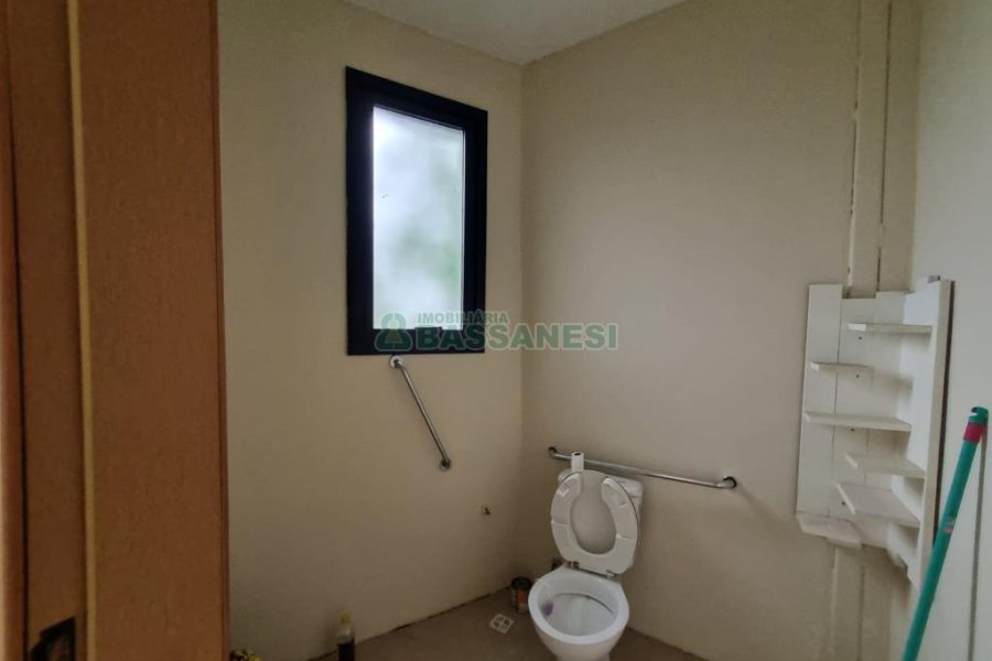 Loja com 98m², 3 vagas, no bairro Bela Vista em Caxias do Sul para Alugar