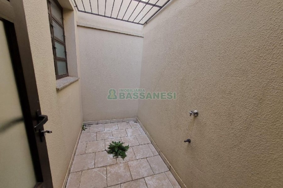 Sala com 81m², no bairro Centro em Caxias do Sul para Alugar