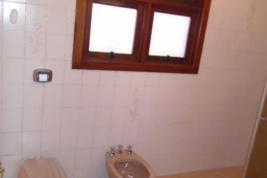 Apartamento com 212m², 3 dormitórios, 2 vagas, no bairro Rio Branco em Caxias do Sul para Comprar