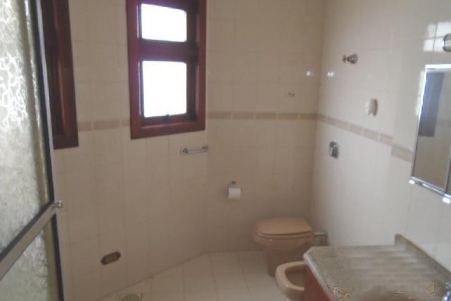 Apartamento com 212m², 3 dormitórios, 2 vagas, no bairro Rio Branco em Caxias do Sul para Comprar