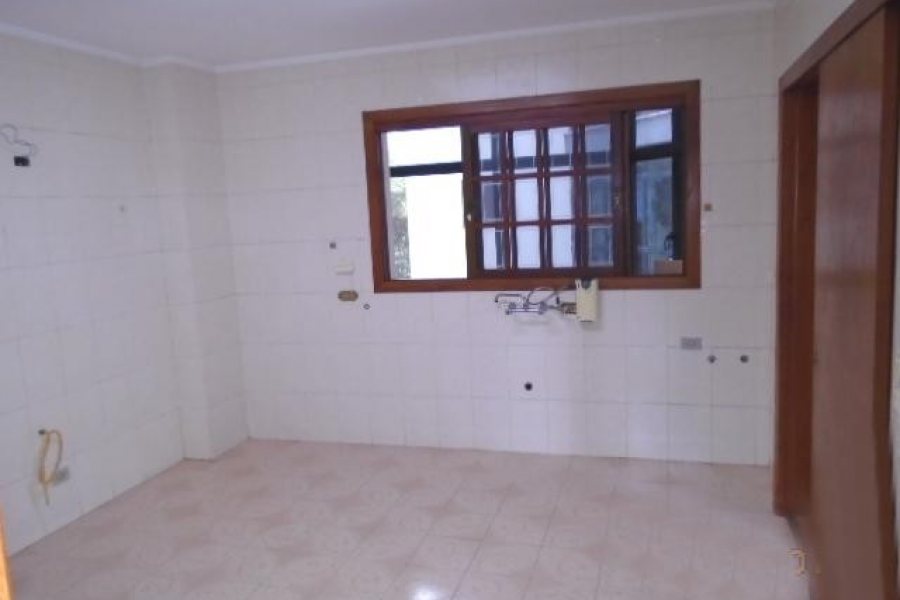 Apartamento com 212m², 3 dormitórios, 2 vagas, no bairro Rio Branco em Caxias do Sul para Comprar