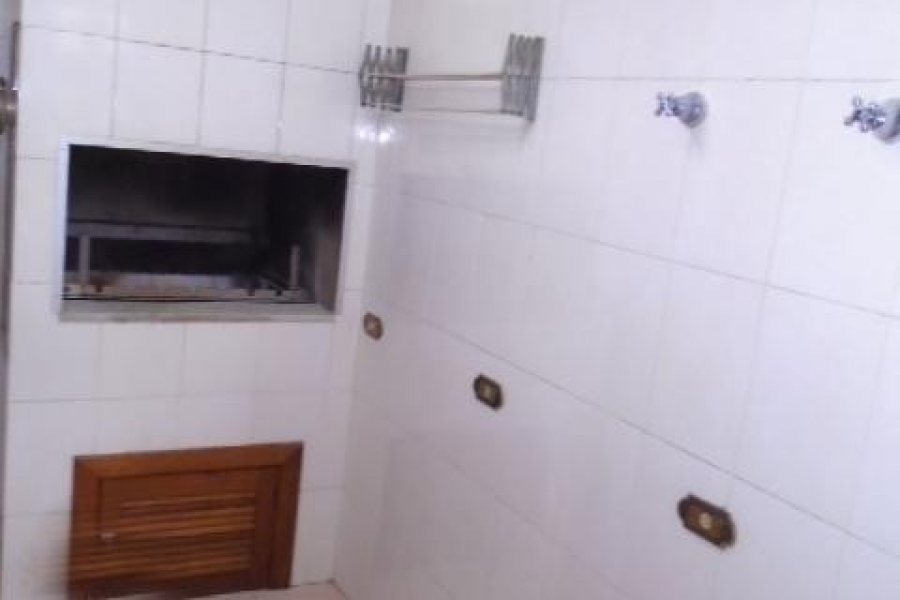 Apartamento com 212m², 3 dormitórios, 2 vagas, no bairro Rio Branco em Caxias do Sul para Comprar