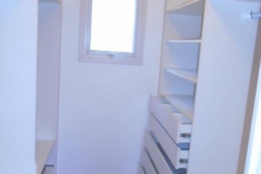 Apartamento com 115m², 3 dormitórios, 2 vagas, no bairro Pio X em Caxias do Sul para Alugar
