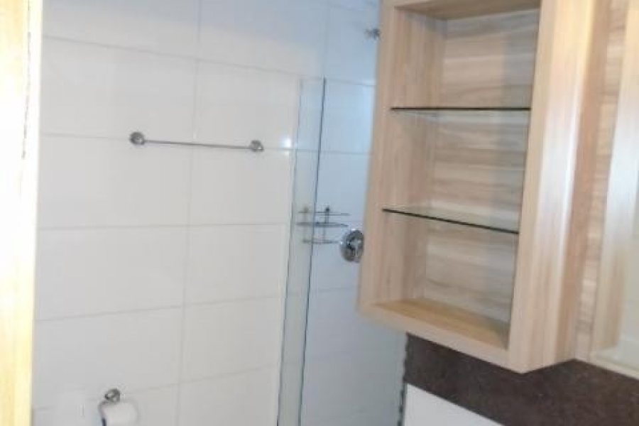 Apartamento com 115m², 3 dormitórios, 2 vagas, no bairro Pio X em Caxias do Sul para Alugar