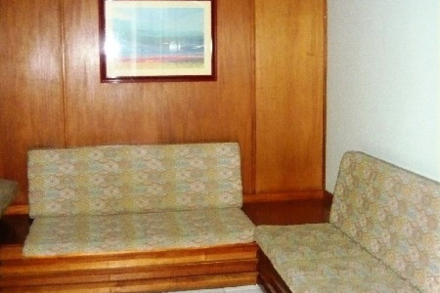 Sala com 42m², no bairro Centro em Caxias do Sul para Comprar