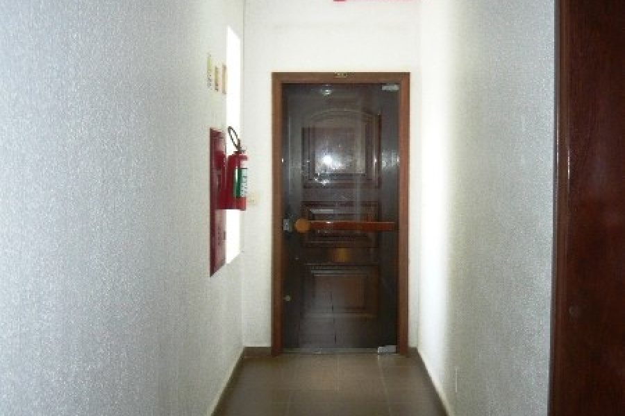 Sala com 42m², no bairro Centro em Caxias do Sul para Comprar